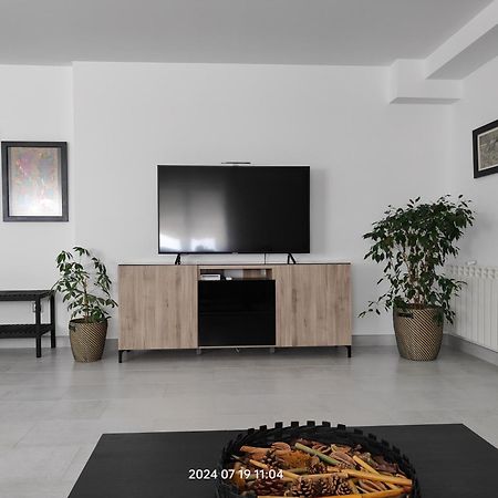 Loft Abantos - 120M2 Mas Terraza Y Jardin Independiente 산 로렌소 데 엘 에스코리알 외부 사진